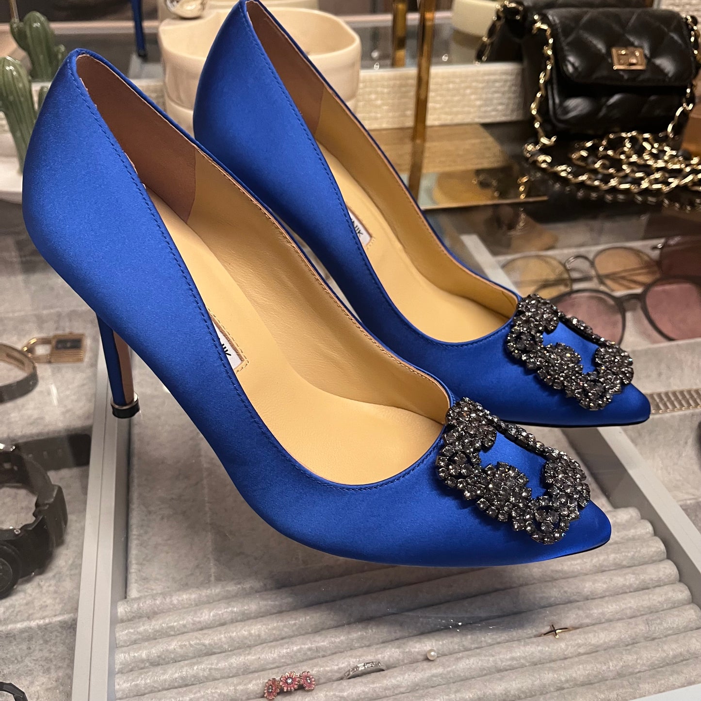 Manolo Blahnik Pumps Satin (Royal Blue