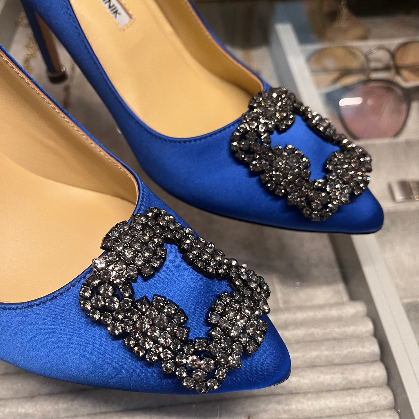 Manolo Blahnik Pumps Satin (Royal Blue