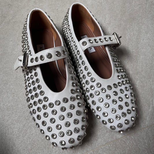 Alaia Crystal Flats (white)