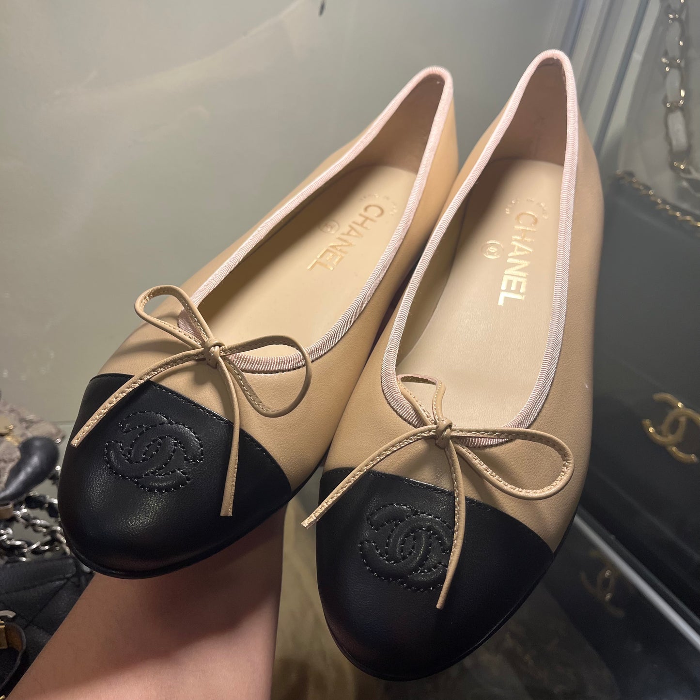 Chanel Ballet Nude/Black Captoe 38