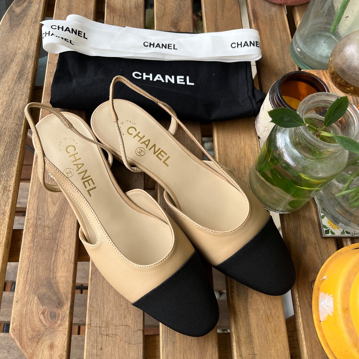 Chanel Slingback Nude/Black Captoe 37