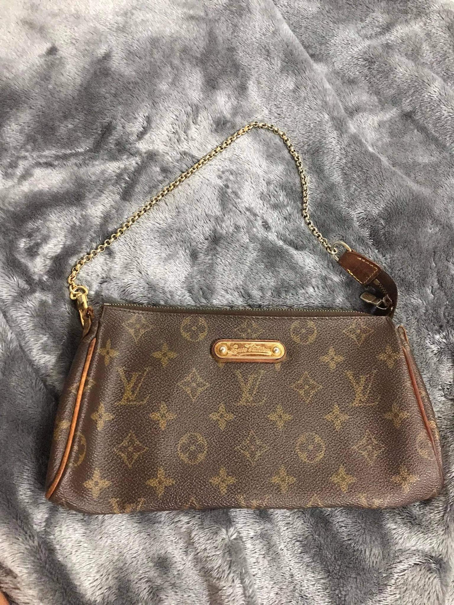 Louis Vuitton Pochette