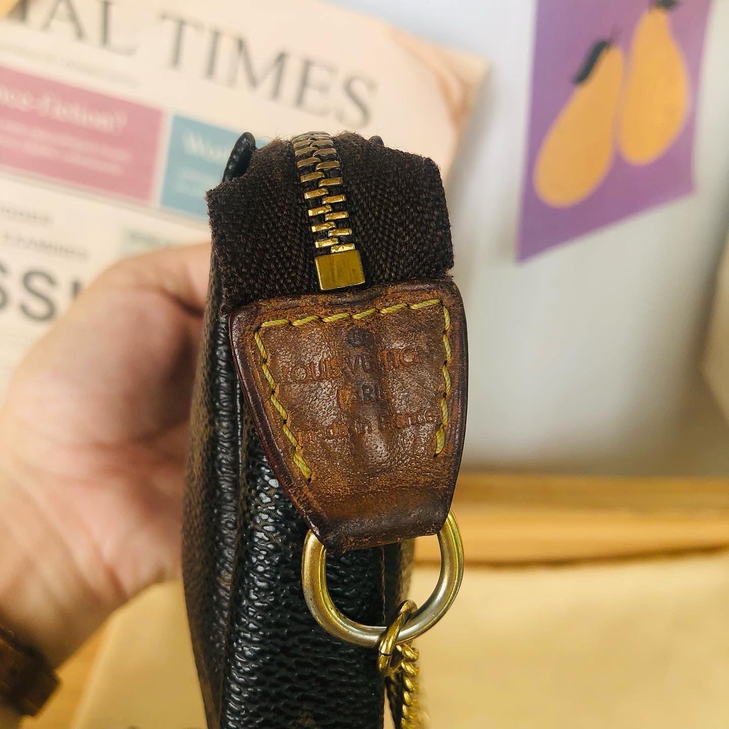 Lou!s Vuitton Pochette